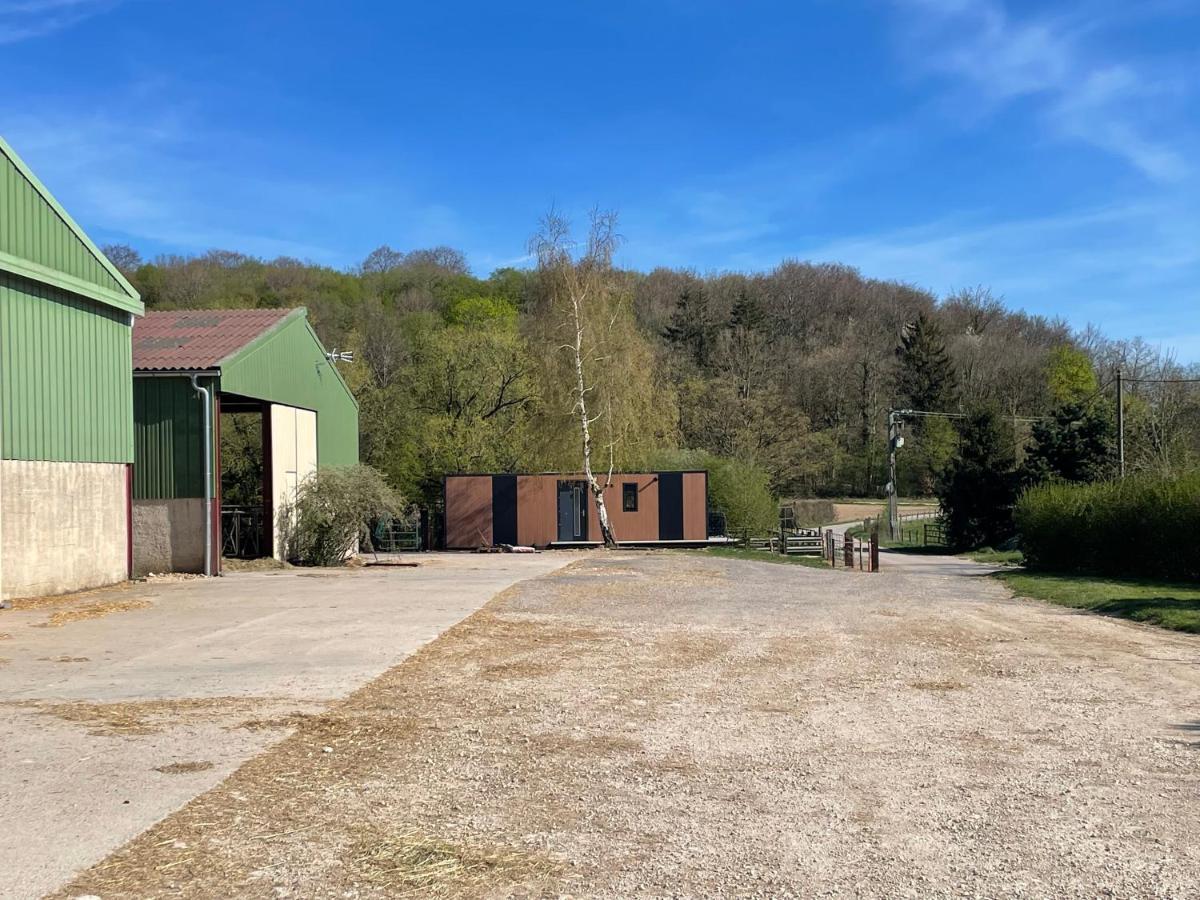 Au Coeur De La Ferme 2 Lacroix-sur-Meuse Exterior foto