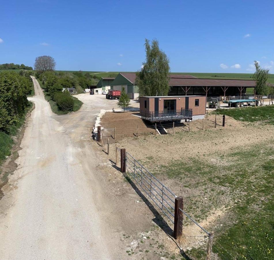Au Coeur De La Ferme 2 Lacroix-sur-Meuse Exterior foto